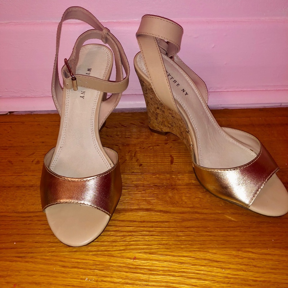 Gold Wedges